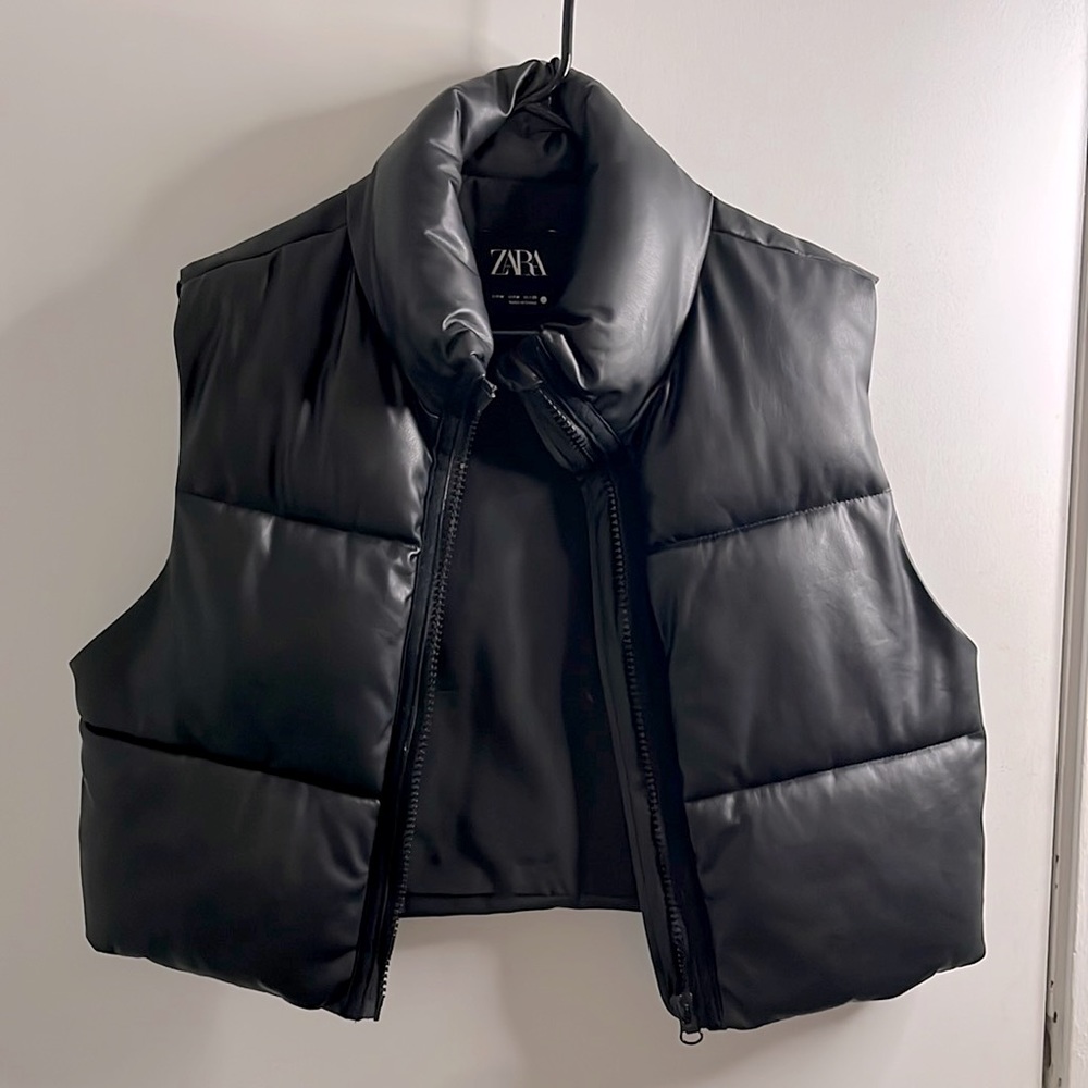 Cropped Zara bubble vest
